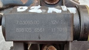 Opel Zafira B Zawór podciśnienia / Elektrozawór turbiny 8981056561