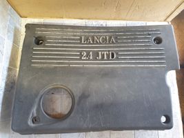 Lancia Lybra Couvercle cache moteur 