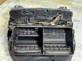Mercedes-Benz E W211 Gaisa kondicioniera / klimata kontroles / salona apsildes vadības bloks (salonā) 2118300385