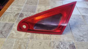 Mitsubishi Colt Lampy tylnej klapy bagażnika MN105622