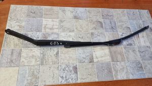 Hyundai Trajet Front wiper blade arm 