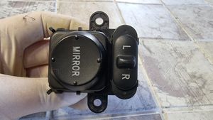 Honda FR-V Veidrodėlių jungtukas NH167L0836T