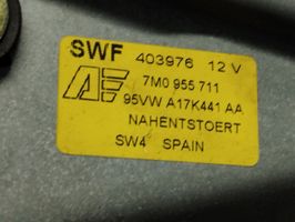 Volkswagen Sharan Takalasinpyyhkimen moottori 7M0955713A