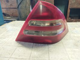 Mercedes-Benz C AMG W203 Lampa tylna A2035408305