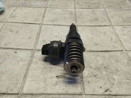 Skoda Fabia Mk1 (6Y) Fuel injector 038130073AJ