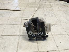 Audi A4 S4 B5 8D Serratura portiera anteriore 8D2837016F