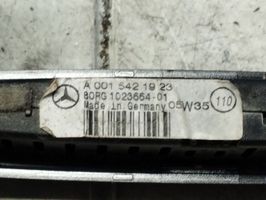 Chrysler Pacifica Monitor del sensore di parcheggio PDC A0015421923