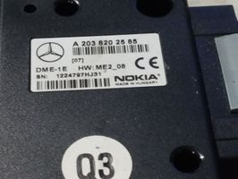 Mercedes-Benz C W203 Sterownik / Moduł sterujący telefonem A2038202585