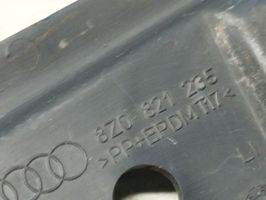 Audi A2 Lokasuojan kannake 8Z0821235