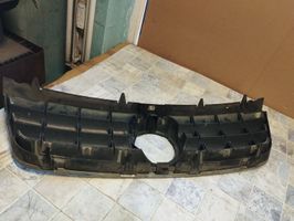 Volkswagen Touareg I Grille calandre supérieure de pare-chocs avant 7L6853653