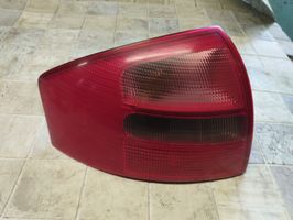 Audi A6 S6 C5 4B Lampa tylna 4B5945095