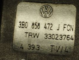 Volkswagen PASSAT B5.5 Klamra przedniego pasa bezpieczeństwa 3B0858472J