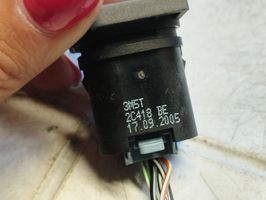 Ford Focus Bouton interrupteur programme de stabilité ESP 3M5T2C418BE