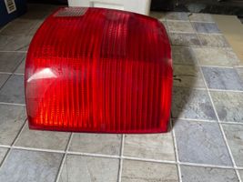 Volkswagen PASSAT B5 Lampa tylna 3B9945257