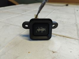 Honda CR-V Tailgate opening switch 