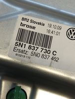 Volkswagen Tiguan Elektryczny podnośnik szyby drzwi przednich 5N1837730C