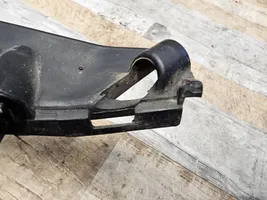 Toyota Corolla Verso AR10 Support de pare-chocs arrière 525750F010