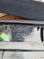 Audi A6 S6 C6 4F Boczki / Tapicerka drzwi / Komplet 4F1867105A