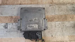 Peugeot 607 Sterownik / Moduł ECU 0281010880