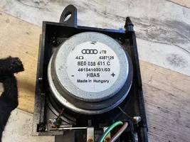 Audi A4 S4 B7 8E 8H Garsiakalbis panelėje 8E0035411C