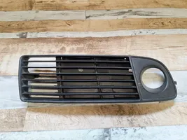 Audi A6 S6 C5 4B Grille antibrouillard avant 4B0807682H