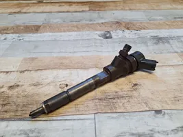 Toyota Yaris Fuel injector 236700N030