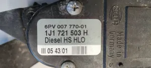 Volkswagen Polo Pedał gazu / przyspieszenia 1J1721503H