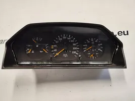 Mercedes-Benz E W124 Compteur de vitesse tableau de bord 1245438622