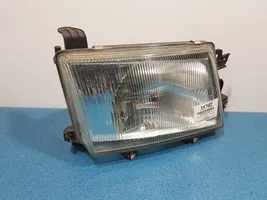 Subaru Forester SF Lampa przednia 