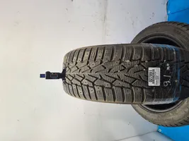 Chrysler Voyager R17 winter tire 