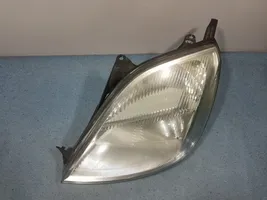 Toyota Yaris Verso Lampa przednia 