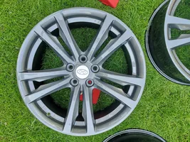 Hyundai Genesis R19 alloy rim 