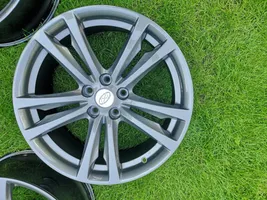 Hyundai Genesis R19 alloy rim 