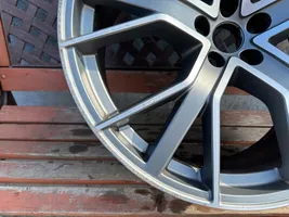 Audi Q7 4M R22 alloy rim 