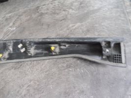 KIA Stonic Moulure de porte arrière 87734H8400