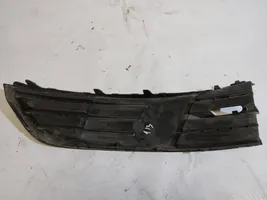 Skoda Fabia Mk3 (NJ) Verkleidung Nebelscheinwerfer / Gitter vorne 6V0807368