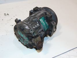 Renault Kangoo I Ilmastointilaitteen kompressorin pumppu (A/C) 7700875357