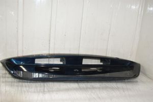 Mitsubishi Lancer Cornice porta targa MR379016