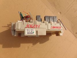 Mitsubishi Lancer Fuse module MR952263