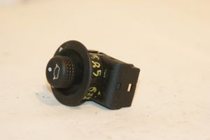 Ford Escort Przycisk regulacji lusterek bocznych 4495427