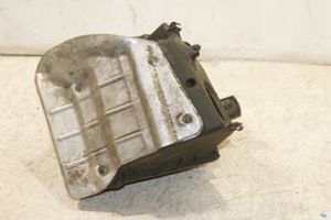 Volkswagen PASSAT B5 Scatola del filtro dell’aria 058133837R