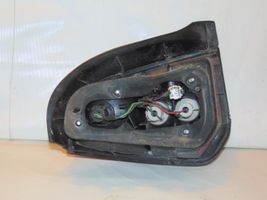 Mitsubishi Colt Lampy tylnej klapy bagażnika MR221880