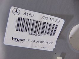 Mercedes-Benz B W245 Alzacristalli della portiera posteriore con motorino A1697303879