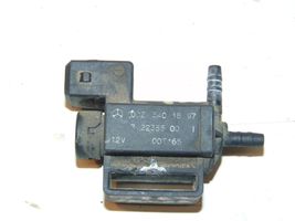 Mercedes-Benz ML W163 Vacuum valve A0025401897