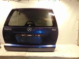 Mercedes-Benz ML W163 Задняя крышка (багажника) A1637400405