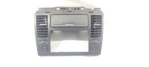 Nissan Tiida C11 Griglia di ventilazione centrale cruscotto 68750EL00A