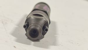 Mercedes-Benz E W210 Injecteur de carburant A0000101051