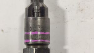 Mercedes-Benz E W210 Injecteur de carburant A0000101051