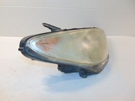 Toyota Previa (XR30, XR40) II Lampa przednia 8113028570