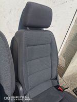 Volkswagen Touran I Second row seats 